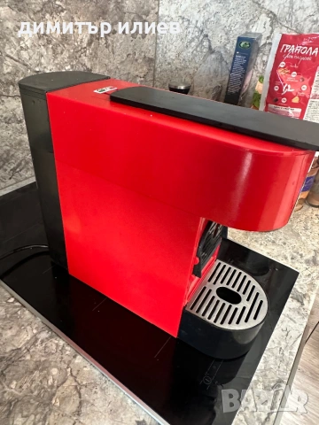 Италианска Кафемашина за капсули лаваца блу lavazza blue , снимка 2 - Кафемашини - 54287657