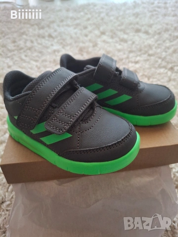 Нови оригинални маратонки Adidas