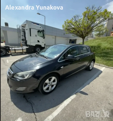 Opel Astra 1.4 Turbo, бензин, два ключа, от втори собственик
