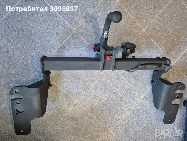 теглич за Тойота Авенсис т27 , снимка 2 - Части - 55653988