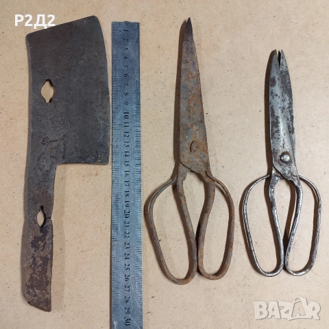 стар сатър и ковани ножици , снимка 2 - Антикварни и старинни предмети - 54017154