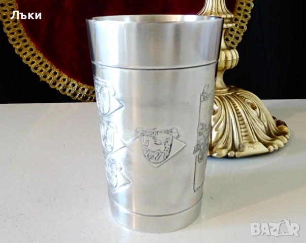 Калаена чаша 450 мл.,рицар,замък,знамена. , снимка 7 - Антикварни и старинни предмети - 54305658