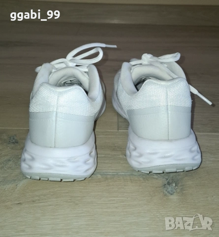 Леки дамски маратонки Nike , снимка 6 - Маратонки - 30463472