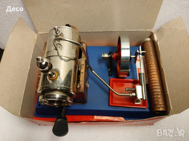 WILESKO макет на действаща парна машина made in Germany., снимка 2 - Колекции - 54540102
