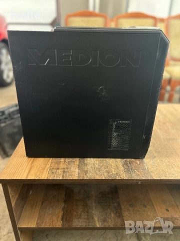Настолен компютър MEDION, снимка 3 - Работни компютри - 54254229
