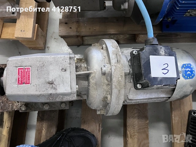 Електродвигател/електромотор, снимка 6 - Електродвигатели - 54200629