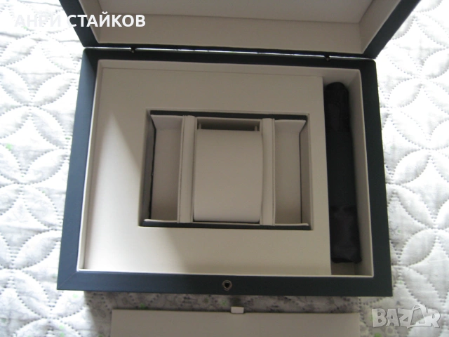 Продавам кутия от часовник  ZENITH, снимка 7 - Антикварни и старинни предмети - 55134664