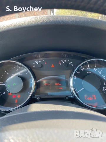 Peugeot 3008 1.6HDi 112к.с., снимка 8 - Автомобили и джипове - 54970922