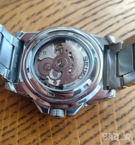 Рядък Seiko 5 Sports automatic "Baby Monster" SNZF45, отличен, бартер, снимка 4 - Мъжки - 55674934