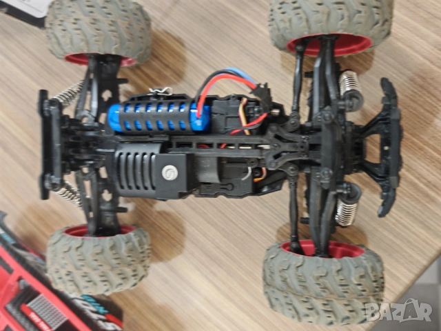 Радиоуправляема количка Storm Riders 4x4 36 км/ч – комплект с 2 батерии, снимка 7 - Други - 54867244