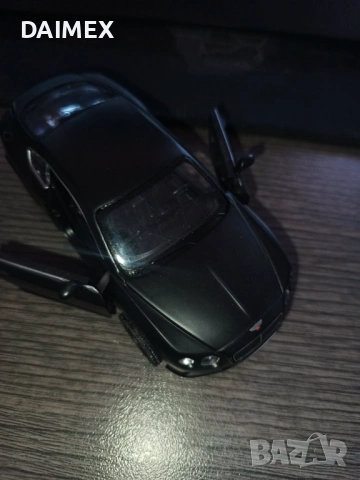 Bentley Continental V8 - мащаб 1:36