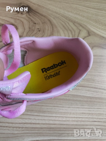 Дамски (детски) розови маратонки Reebok, снимка 6 - Маратонки - 55564992