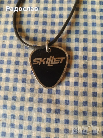 медальон  SKILLET  USA, снимка 2 - Колиета, медальони, синджири - 54755189