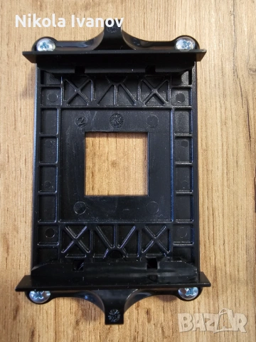 Комплект крепежи + планка за AMD сокет AM4 (за процесори Ryzen) |Bracket | Backplate | motherboard, снимка 4 - Други - 54389143