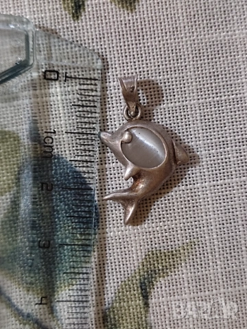 Сребърна висулка делфинче, снимка 2 - Колиета, медальони, синджири - 53952583