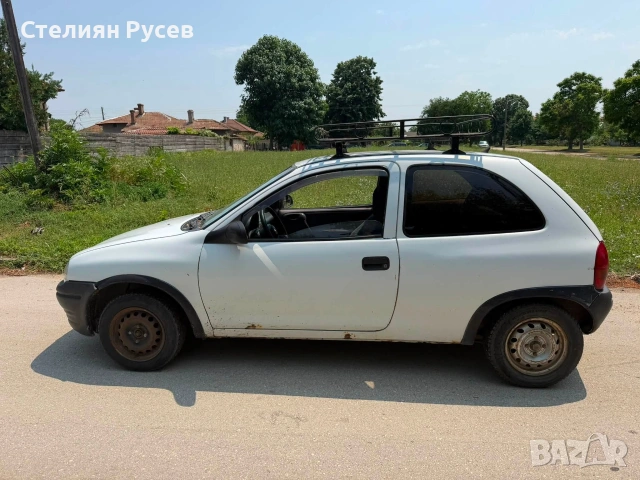 opel corsa B  1.5d  исузу мотора - цена 1200 евро , БЕЗ БАРТЕР - с малък и голям талон , без прехвър, снимка 3 - Автомобили и джипове - 55119517