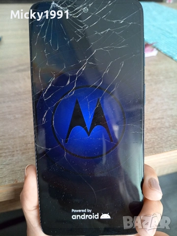 Motorola g42 за части или ремонт 