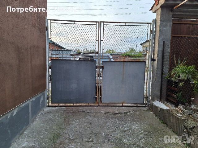 Врата гаражна-входна 