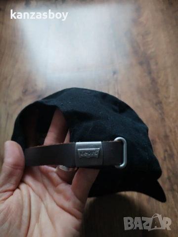 levis - страхотна мъжка шапка 58см., снимка 4 - Шапки - 54358657