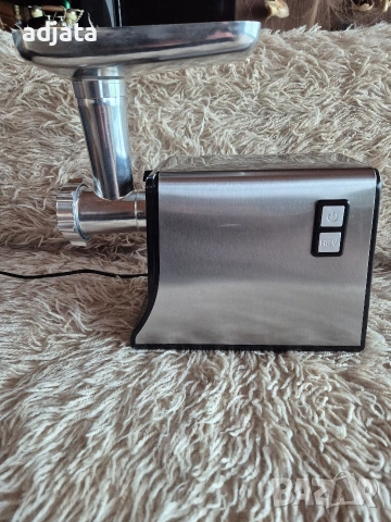 Месомелачка 2300W.