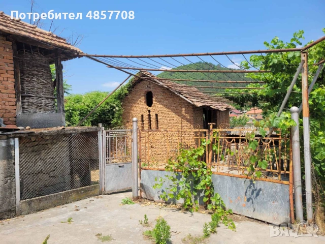 Продавам къща в село Реселец община Червен бряг, снимка 4 - Къщи - 54917455