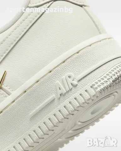Дамски кецове Nike AIR FORCE 1 '07 LX, снимка 8 - Кецове - 55558723