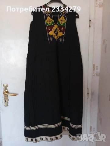 Стар тракийски женски сукман, носия 