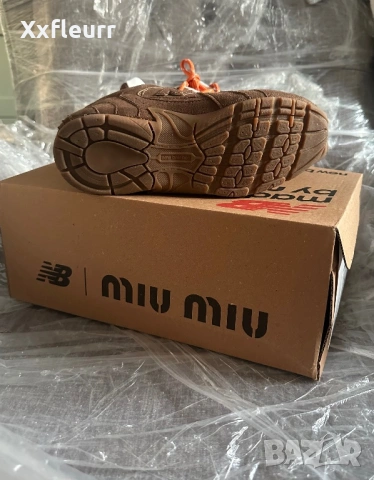 New Balance x Miu Miu, снимка 4 - Маратонки - 54230639