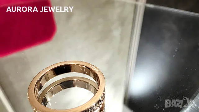 CARTIER Love Band Rose Gold Paved Diamonds Small Model Унисекс Пръстен, снимка 8 - Пръстени - 52843805