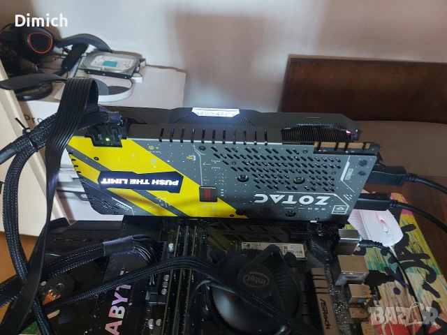 Видеокарта Zotak GTX 1070 8GB, снимка 7 - Видеокарти - 54810797