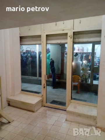 Ч.лице отдава помещение под наем в топ център,бизестена на Пиротска 22 ЦЕНА-300Евро., снимка 15 - Магазини - 55148123