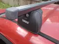 Продавам оригинални упори (крака) за багажник Thule, монтажен комплект (kit) и греди (рейки), снимка 2