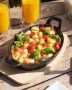 Чугунен съд за печене Judge Sizzle & Serve с дървена подложка 20 x 14 см, снимка 3