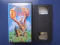 Видеокасета VHS Светът на Драконите, снимка 2