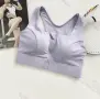 Дамско спортно бюстие с цип, снимка 1