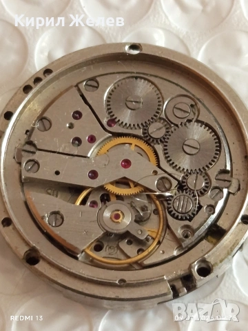 Лот 3 броя механизми с циферблат СССР за части КОЛЕКЦИЯ 50739, снимка 5 - Антикварни и старинни предмети - 54142819