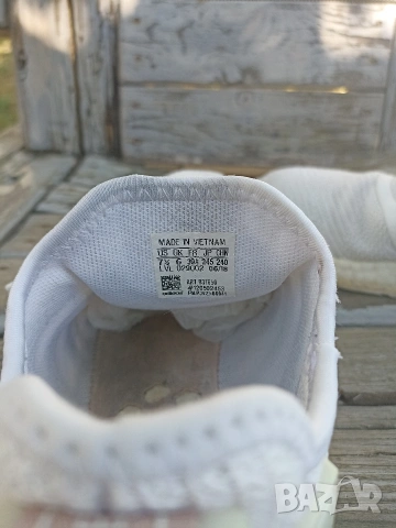 Дамски маратонки Adidas NMD R1, снимка 11 - Маратонки - 55274209