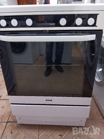 Като нова свободно стояща печка с индукционни котлони Voss с две години гаранция!, снимка 6 - Печки, фурни - 54170269