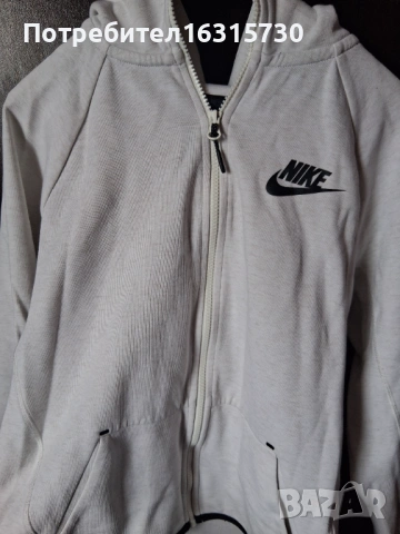 Дамско горнище Nike