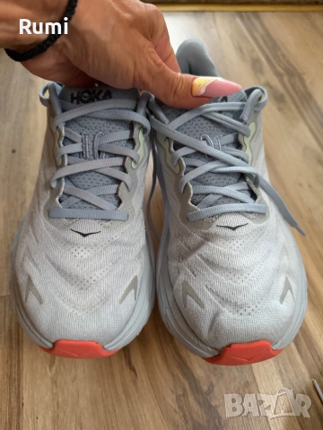 Оригинални маратонки Hoka One One Arahi 6  ! 39 н, снимка 5 - Маратонки - 54724574