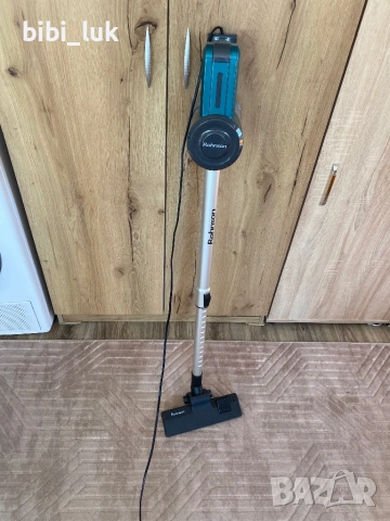 Вертикална прахосмукачка Rohnson 800W използвана, снимка 6 - Прахосмукачки - 54420263