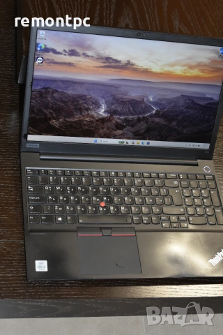 Lenovo ThinkPad E15 15.6 инчов лаптоп с DDR4 / NVME / Батерия и зарядно, снимка 6 - Лаптопи за работа - 55121066
