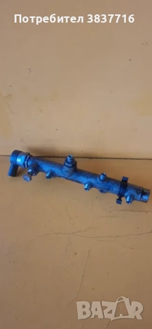 Горивна рейка Bosch 059130090S Audi A4 A6 A8 Q7 VW Touareg 4F 4G 4L 7L 3.0 TDI, снимка 2 - Части - 54354279