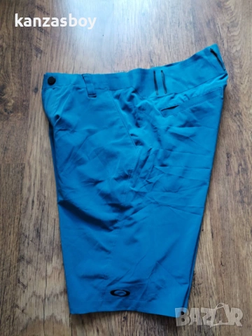 OAKLEY VELOCITY SHORT MEN GOLF SHORT - страхотни мъжки панталони 32/М , снимка 8 - Спортни дрехи, екипи - 54942594