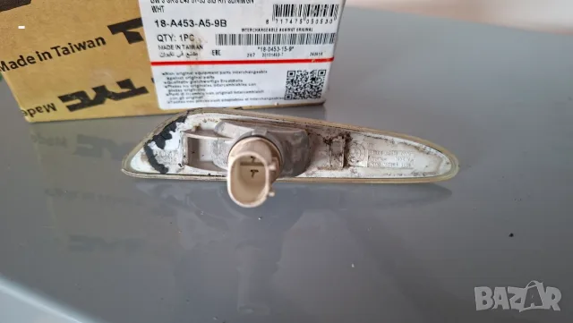 Странични мигачи за BMW E46 318i 143hp N42 Facelift седан, снимка 4 - Части - 55613994