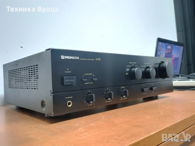 Pioneer A-335 в перфектно техническо и много добро външно състояние.