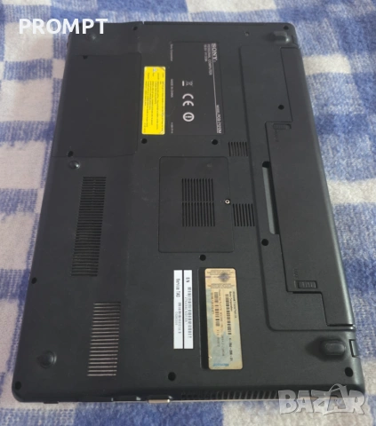 Sony VAIO 15.6" (8GB RAM / Оригинално зарядно) – Перфектно състояние, снимка 3 - Лаптопи за работа - 54997906
