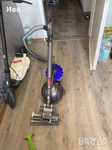Прахосмукачка DYSON BALL