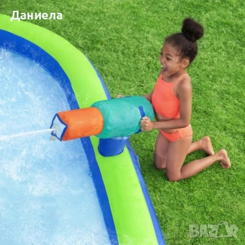 Голям надуваем воден парк с пързалка, басейн, стена за катерене и духалка – 365×320×270 см, снимка 5 - Басейни и аксесоари - 54974840