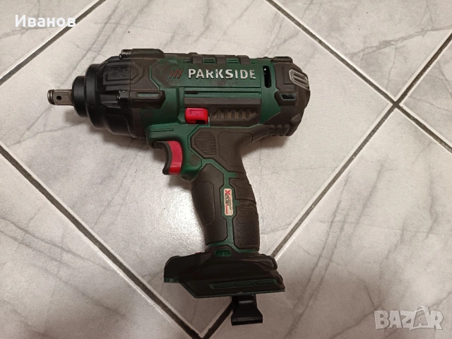 Акумулаторен Гайковерт PARKSIDE 20V Li-Ion 400Nm , снимка 2 - Винтоверти - 54663860